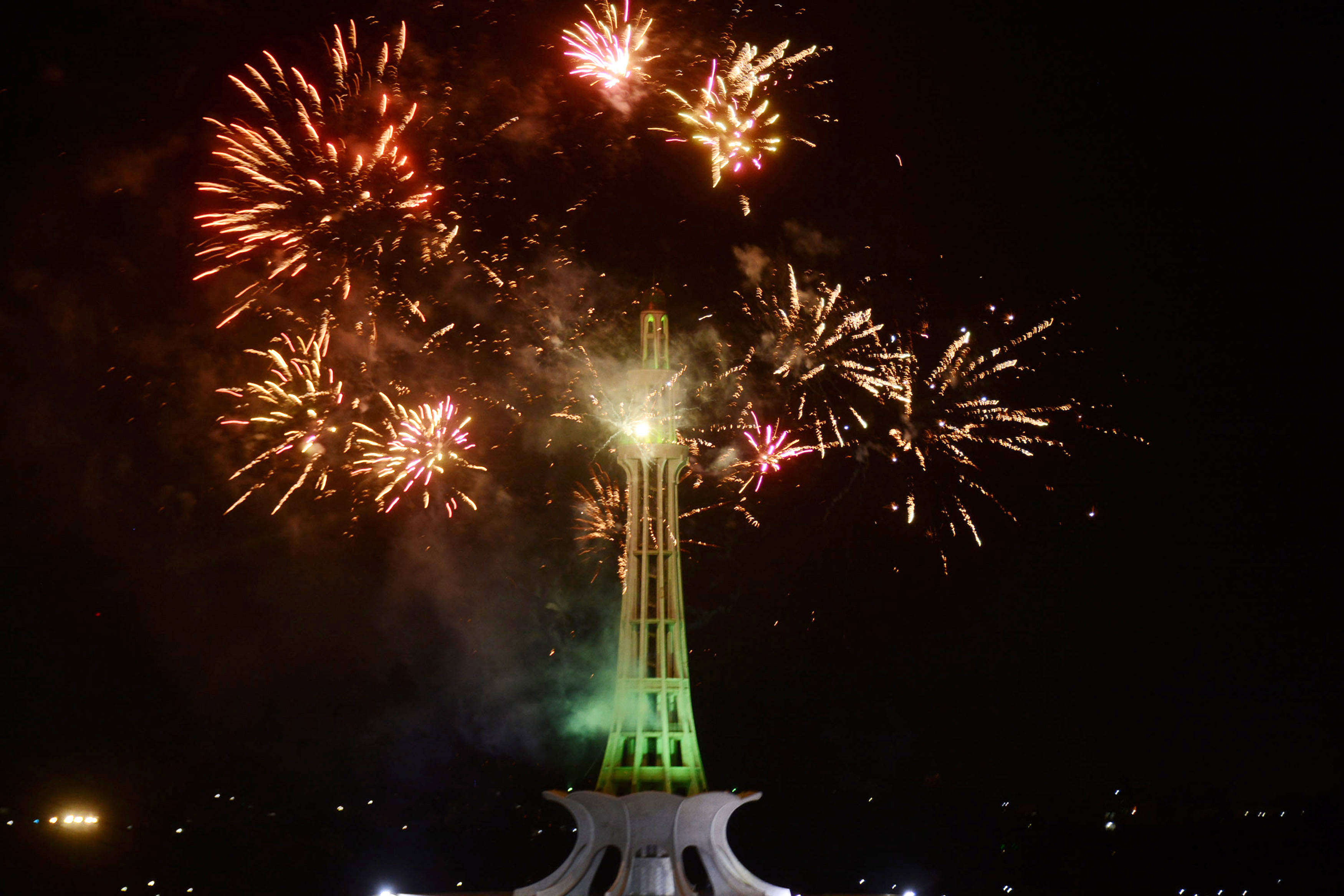 【JDB电子试玩网页版】
巴基斯坦庆祝独立日(图8) 【JDB电子试玩网页版】
巴基斯坦庆祝独立日(图8)