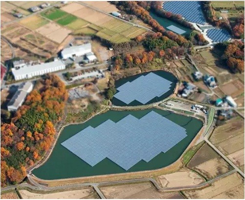 JDB电子-
央视主持人龙洋播报新闻效果一般 “整容脸”显着 观众不认可